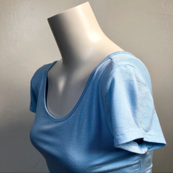 Charlotte Russe Open Back Baby Blue Crop Top - Picture 3 of 3